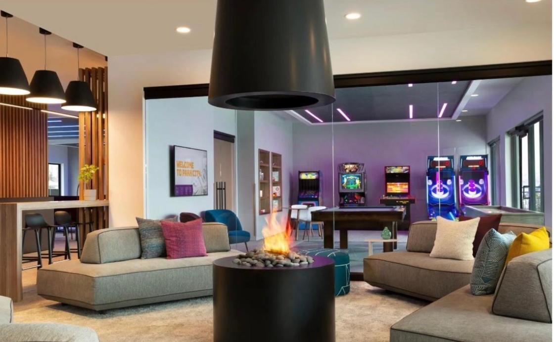 Slope Side Studio In The Heart Of Canyons Village With Heated Pool & Hot Tub! Парк-Сити Экстерьер фото