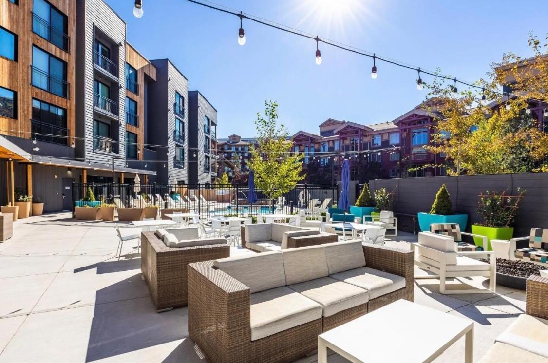 Slope Side Studio In The Heart Of Canyons Village With Heated Pool & Hot Tub! Парк-Сити Экстерьер фото