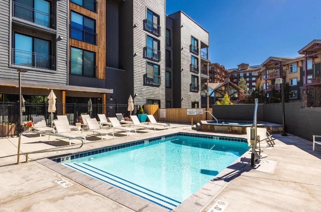 Slope Side Studio In The Heart Of Canyons Village With Heated Pool & Hot Tub! Парк-Сити Экстерьер фото