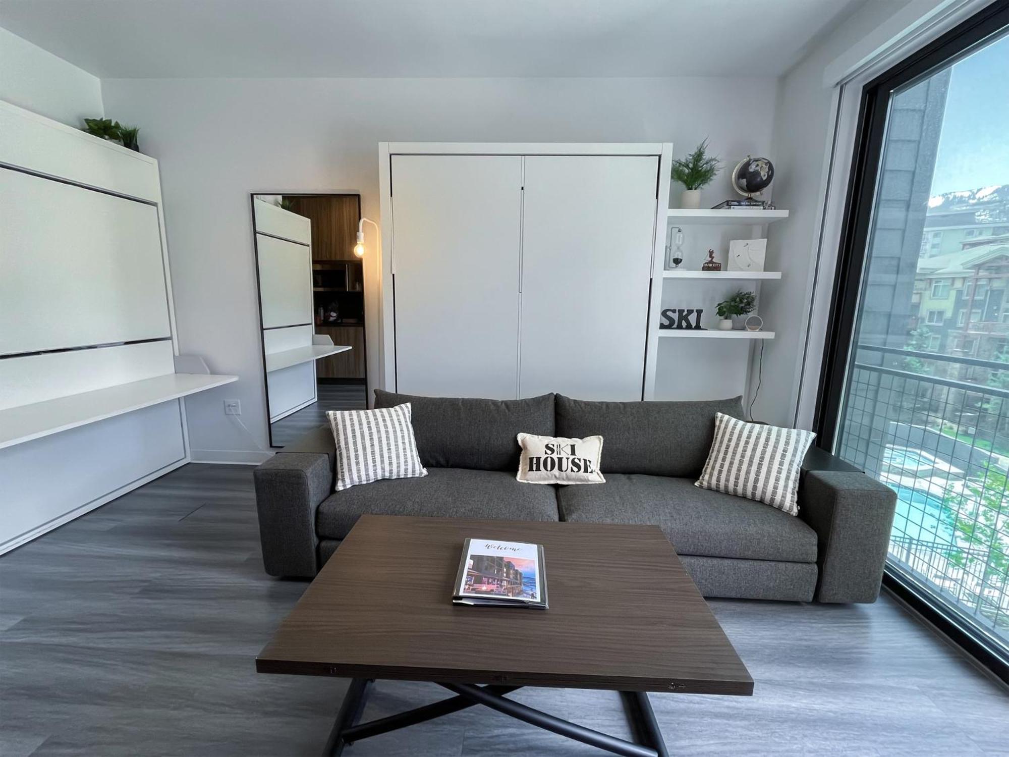 Slope Side Studio In The Heart Of Canyons Village With Heated Pool & Hot Tub! Парк-Сити Экстерьер фото