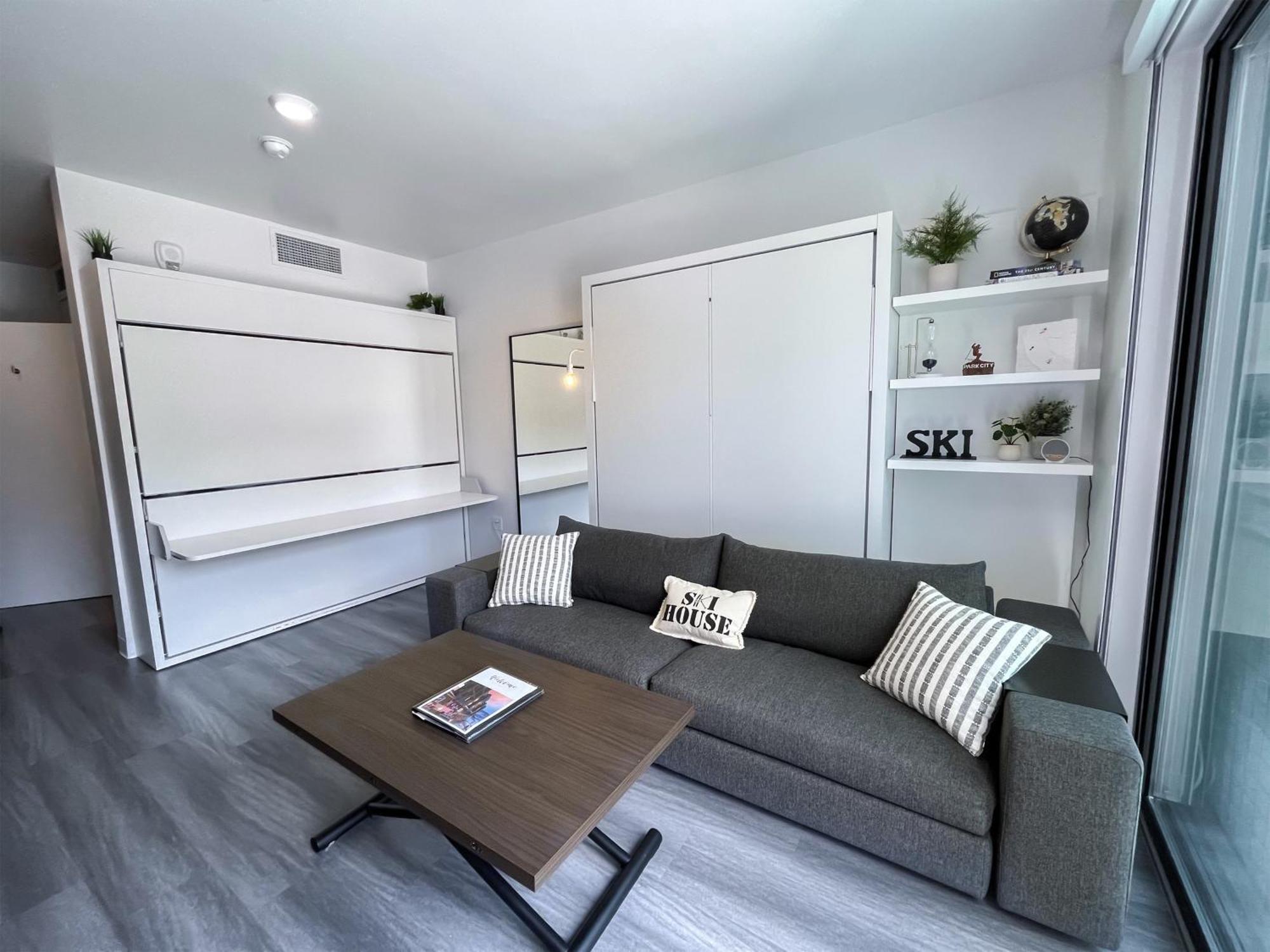 Slope Side Studio In The Heart Of Canyons Village With Heated Pool & Hot Tub! Парк-Сити Экстерьер фото